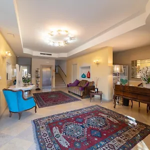 https://albergo-minuetto.hotelinveneto.com